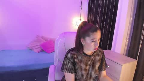 Snapshot of alexx_scoot chatting on 12-09-24, 10:30 Alexx online show from 12-09-24, 10:30