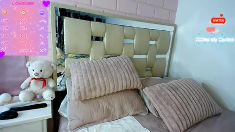 Snapshot of alexxa_12 chatting on 02-18-26, 03:57 Alexa online show from 02-18-26, 03:57