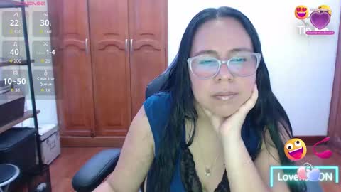 alexa online show from 10-17-25, 04:04