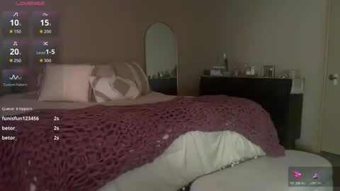 Snapshot of alexxi_riley chatting on 03-17-26, 04:32 alexxi_riley online show from 03-17-26, 04:32