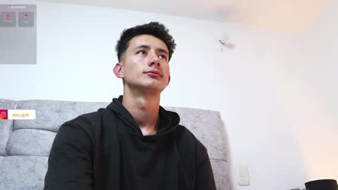 Alex online show from 01-12-25, 12:18