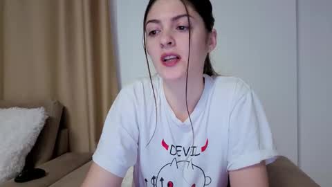 Snapshot of alexy_sunshine chatting on 01-13-26, 02:55 alexy_sunshine online show from 01-13-26, 02:55