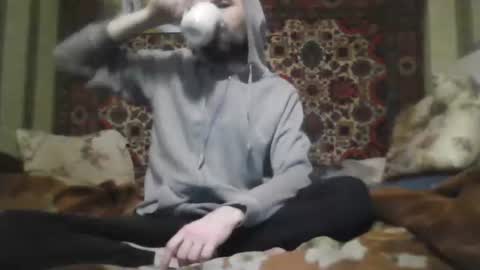 Snapshot of alferezsolvajo chatting on 03-26-26, 01:33 alferezsolvajo online show from 03-26-26, 01:33