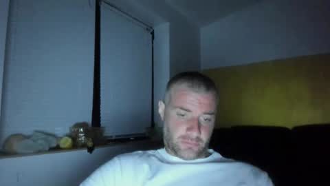 Snapshot of alfiesolomons87 chatting on 04-27-26, 07:23 alfiesolomons87 online show from 04-27-26, 07:23