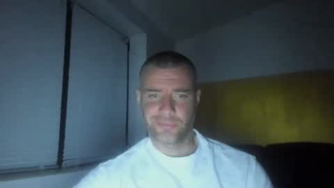 Snapshot of alfiesolomons87 chatting on 05-11-26, 07:00 alfiesolomons87 online show from 05-11-26, 07:00