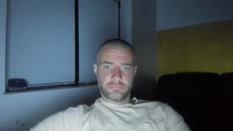 Snapshot of alfiesolomons87 chatting on 05-28-26, 08:17 alfiesolomons87 online show from 05-28-26, 08:17
