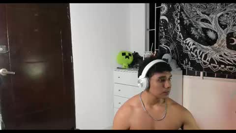 Snapshot of alfred_cantillo chatting on 10-10-25, 07:07 alfred_cantillo online show from 10-10-25, 07:07