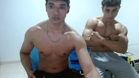 Snapshot of alfred_cantillo chatting on 11-03-25, 05:31 alfred_cantillo online show from 11-03-25, 05:31