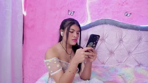 Carolina Join The Fan Club  online show from 12-15-24, 08:25