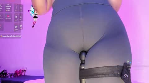     online show from 11-24-25, 04:12