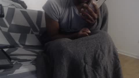 Snapshot of aliasallday chatting on 01-03-25, 01:27 Alias online show from 01-03-25, 01:27