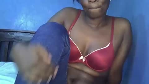 Snapshot of alic_crazy chatting on 10-28-25, 06:50 alic_crazy online show from 10-28-25, 06:50