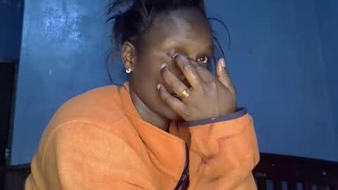 Snapshot of alic_crazy chatting on 11-04-25, 01:59 alic_crazy online show from 11-04-25, 01:59