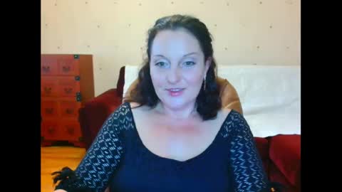 Snapshot of alice3694 chatting on 01-10-25, 10:39 Alice online show from 01-10-25, 10:39