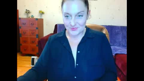 Snapshot of alice3694 chatting on 11-02-25, 01:57 Alice online show from 11-02-25, 01:57
