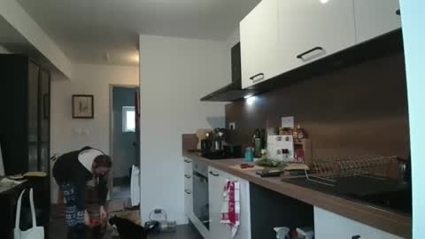 Snapshot of alice8363 chatting on 12-08-24, 12:08 Alice online show from 12-08-24, 12:08