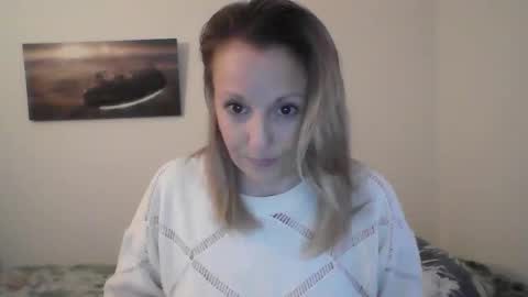 Snapshot of alice8363 chatting on 12-29-24, 04:08 Alice online show from 12-29-24, 04:08