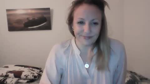 Snapshot of alice8363 chatting on 12-30-24, 05:34 Alice online show from 12-30-24, 05:34