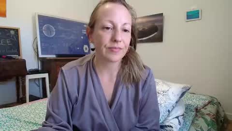 Snapshot of alice8363 chatting on 09-18-25, 12:29 Alice online show from 09-18-25, 12:29