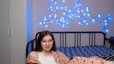 Alice online show from 12-22-24, 06:26