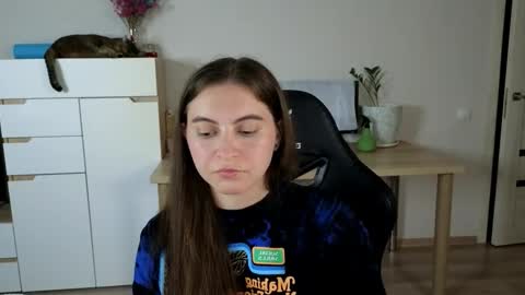 Alice online show from 09-09-25, 04:50