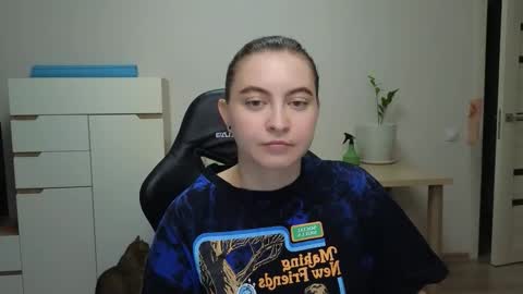 Alice online show from 02-25-26, 06:39