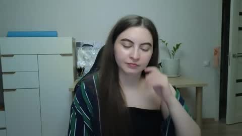 Alice online show from 04-04-26, 03:31