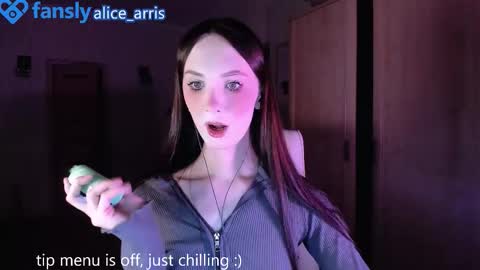 Snapshot of alice__aris chatting on 11-29-25, 06:33 Alice Aris online show from 11-29-25, 06:33