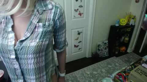 Alice Asks online show from 12-16-25, 11:32