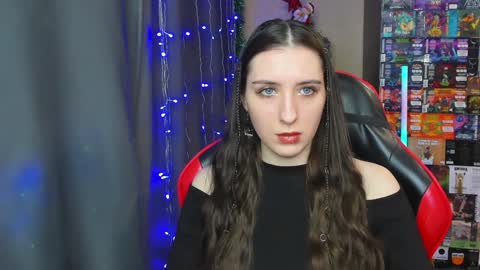 Snapshot of alice_bailey chatting on 12-14-24, 03:58 Alice online show from 12-14-24, 03:58