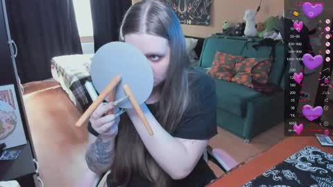 Alice 3 online show from 04-22-26, 12:28