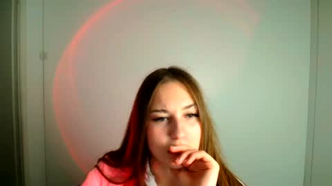 Alice online show from 06-20-26, 11:24