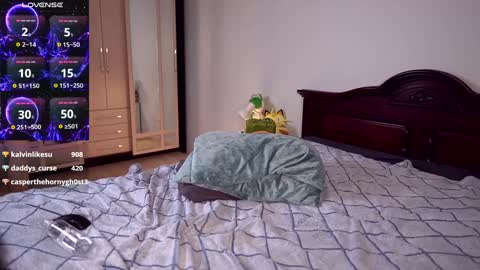 Snapshot of alice_edward chatting on 12-11-24, 10:27 DONT YOU DARE NOT SEEING MY BIRTHDAY STREAM NOVEMBER 12 ILL BE 21 1400 GMT-5  CHECK MY LOVENSE WISHLIST online show from 12-11-24, 10:27