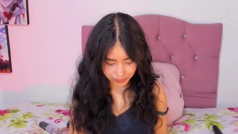 Alice Sofia online show from 05-20-26, 03:51