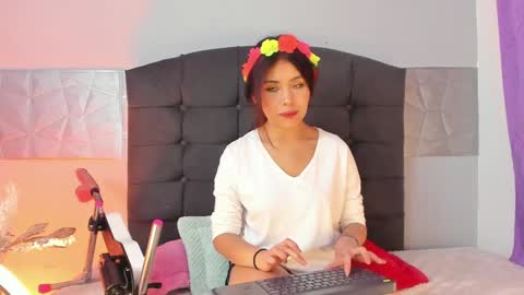  Alice Evans online show from 02-05-25, 04:48