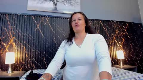 Snapshot of alice_h4rt chatting on 11-09-25, 02:15 Alice online show from 11-09-25, 02:15