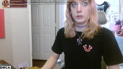 Snapshot of alice_hatchette chatting on 02-04-26, 04:35 Alice Hatchette online show from 02-04-26, 04:35