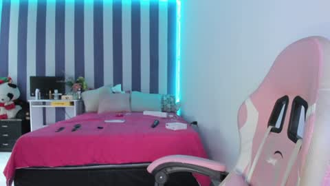 Maria  Join free Telegram and suscribe my OF online show from 12-20-24, 05:18