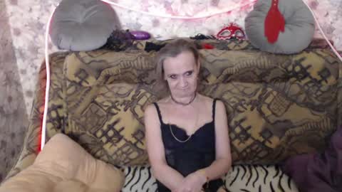Snapshot of alice_longstocking chatting on 05-18-26, 10:15 alice longstocking online show from 05-18-26, 10:15