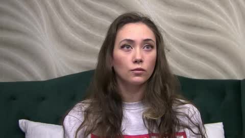 Snapshot of alice_munro chatting on 01-12-25, 10:22 AliceMunro online show from 01-12-25, 10:22