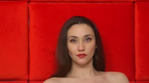 Snapshot of alice_munro chatting on 02-05-25, 03:23 AliceMunro online show from 02-05-25, 03:23