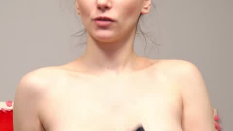 Snapshot of alice_munro chatting on 02-07-25, 07:49 AliceMunro online show from 02-07-25, 07:49