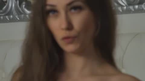 Snapshot of alice_munro chatting on 10-30-25, 08:53 AliceMunro online show from 10-30-25, 08:53