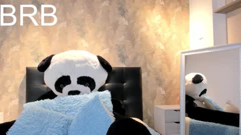 Snapshot of alice_rose5 chatting on 10-17-25, 03:20 Alice online show from 10-17-25, 03:20