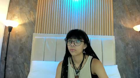 alice_rossi4 online show from 05-11-26, 11:16