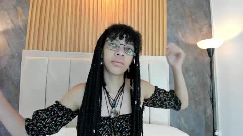 alice_rossi4 online show from 05-12-26, 11:29