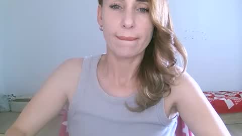 Snapshot of alice_sewx chatting on 09-16-25, 10:49 Alice Sewx online show from 09-16-25, 10:49