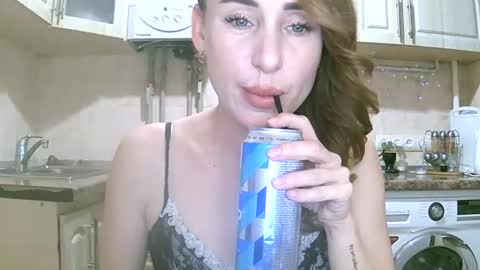 Snapshot of alice_sewx chatting on 11-27-25, 11:07 Alice Sewx online show from 11-27-25, 11:07