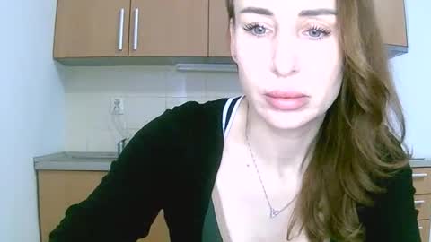 Snapshot of alice_sewx chatting on 03-26-26, 09:15 Alice Sewx online show from 03-26-26, 09:15