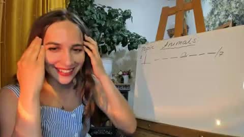 Snapshot of alice_sincere chatting on 07-24-26, 09:13 Alice Love you all online show from 07-24-26, 09:13